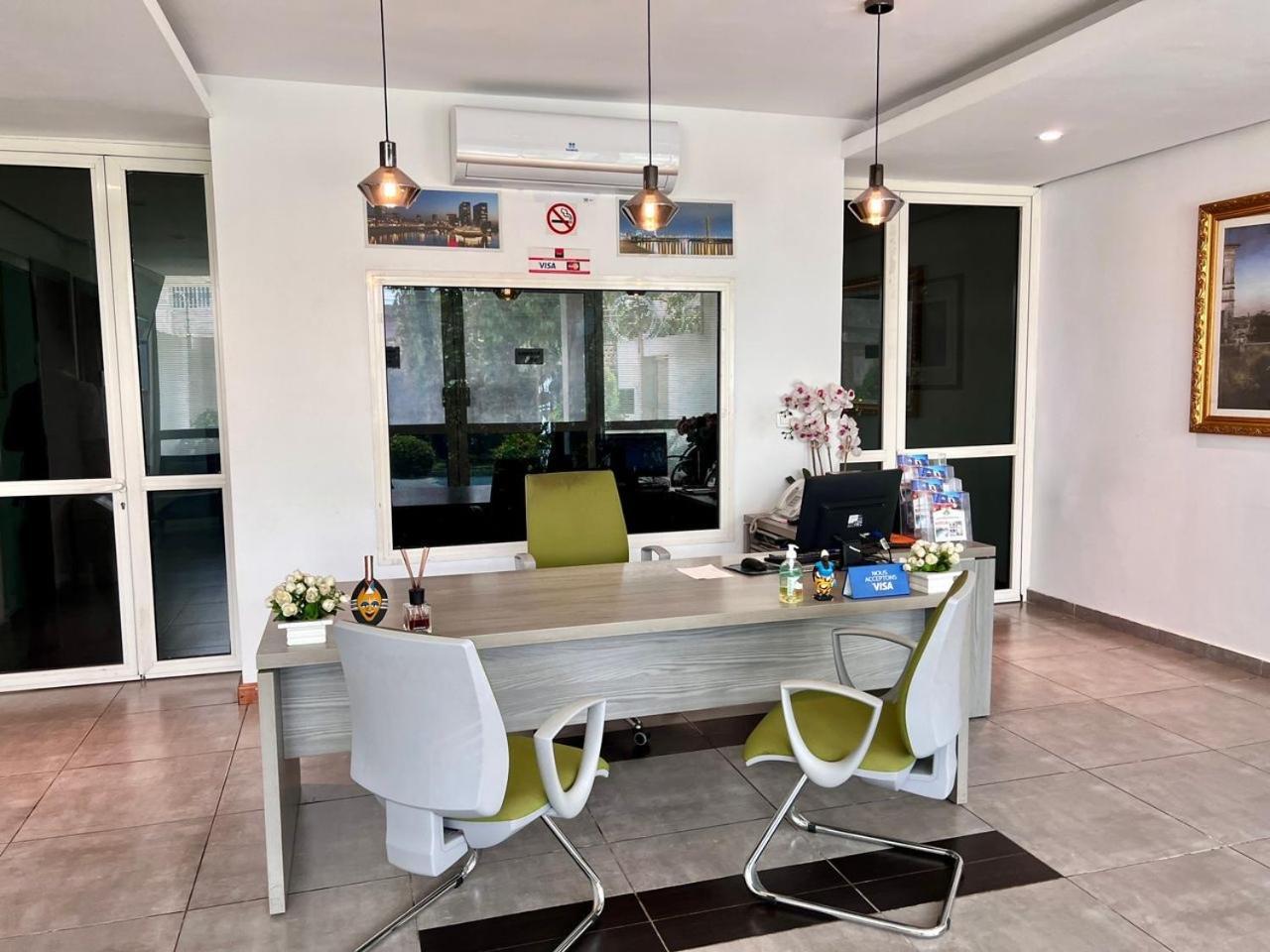 Residence Achenbach Αμπιτζάν Εξωτερικό φωτογραφία